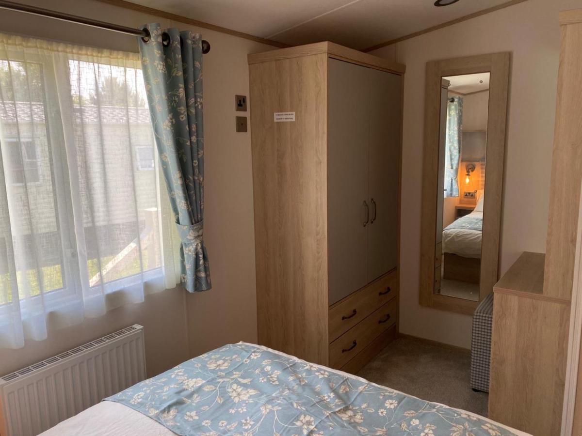 Lake District Prestige Caravan, 3 Bedrooms, Sleeps 8 On Haven Holiday Park Flookburgh エクステリア 写真