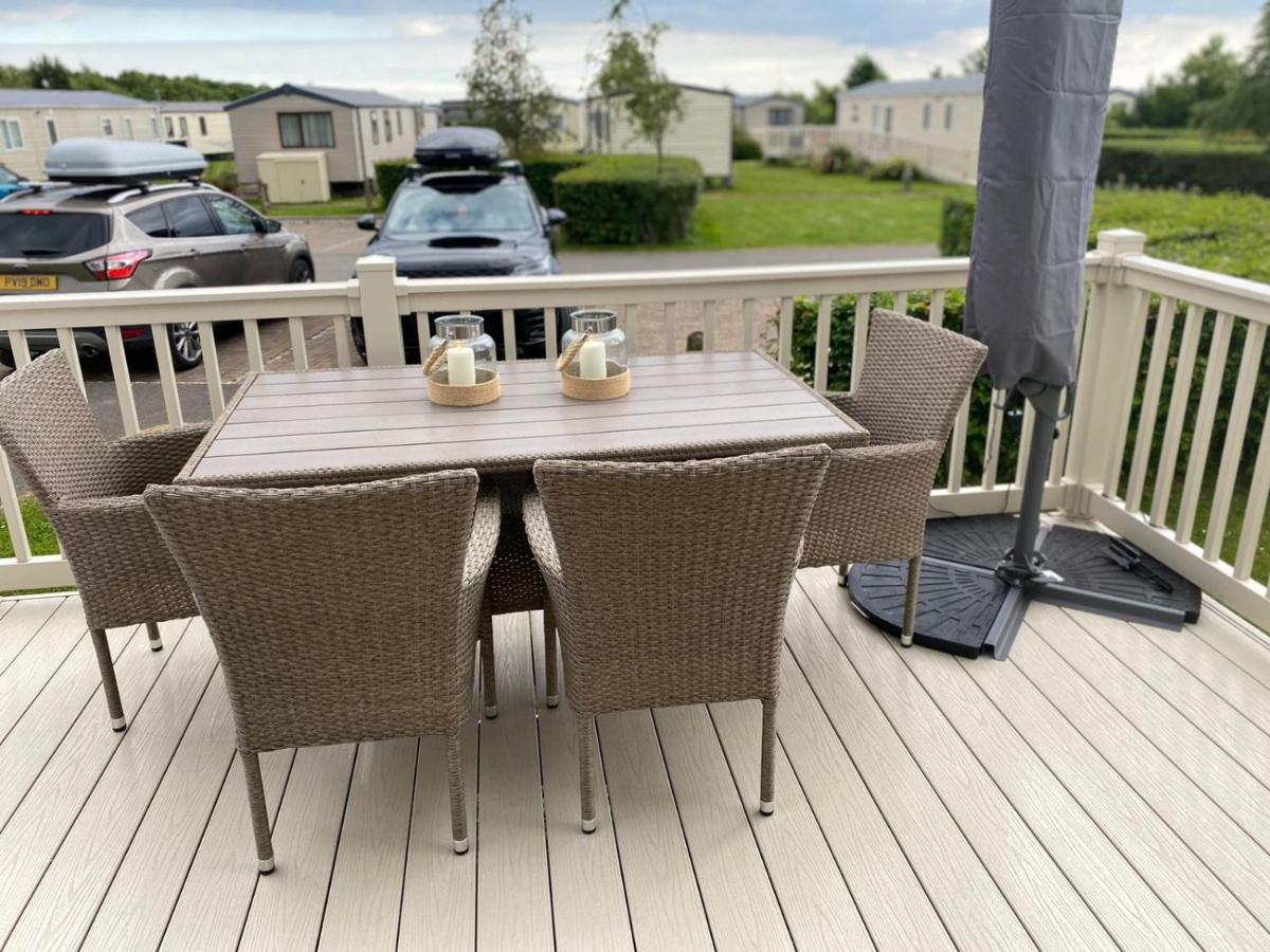 Lake District Prestige Caravan, 3 Bedrooms, Sleeps 8 On Haven Holiday Park Flookburgh エクステリア 写真