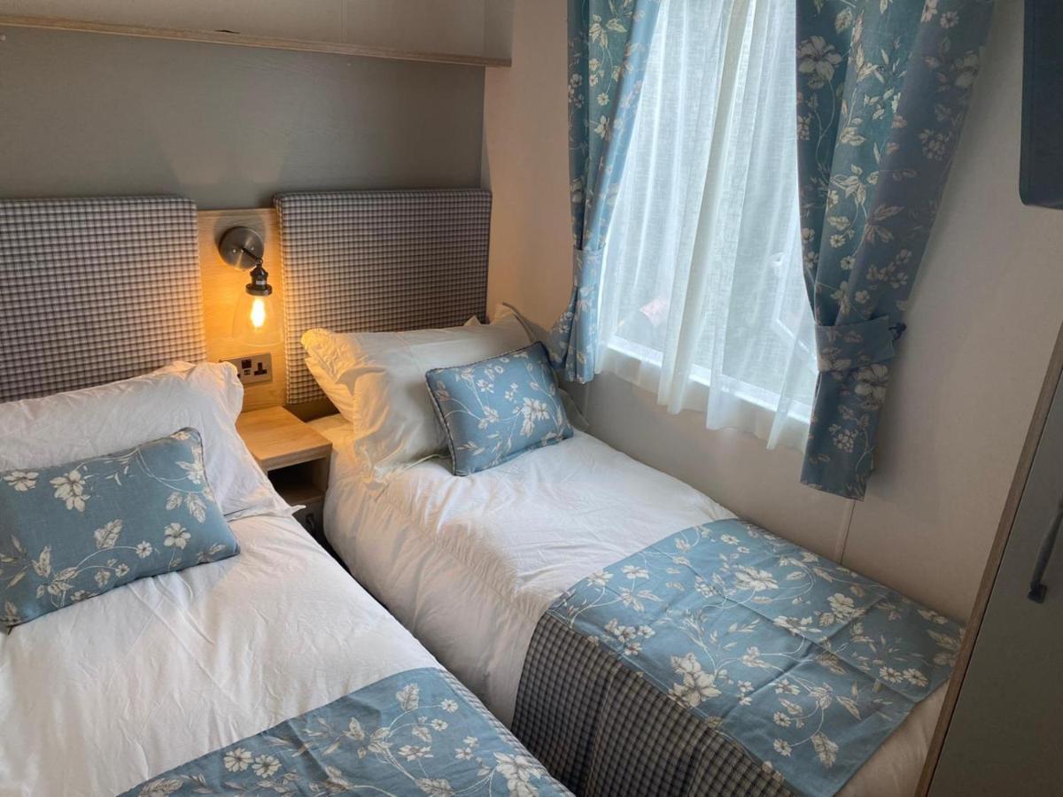 Lake District Prestige Caravan, 3 Bedrooms, Sleeps 8 On Haven Holiday Park Flookburgh エクステリア 写真
