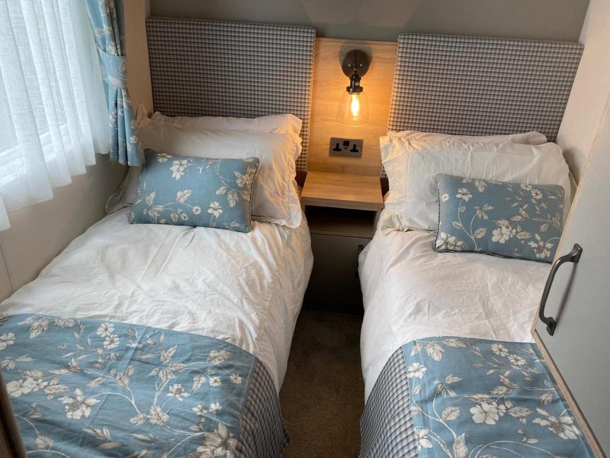 Lake District Prestige Caravan, 3 Bedrooms, Sleeps 8 On Haven Holiday Park Flookburgh エクステリア 写真